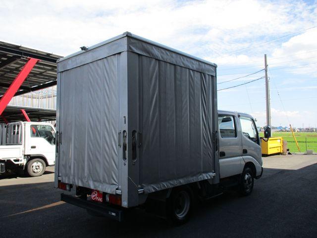 TOYOTA DYNA 2009