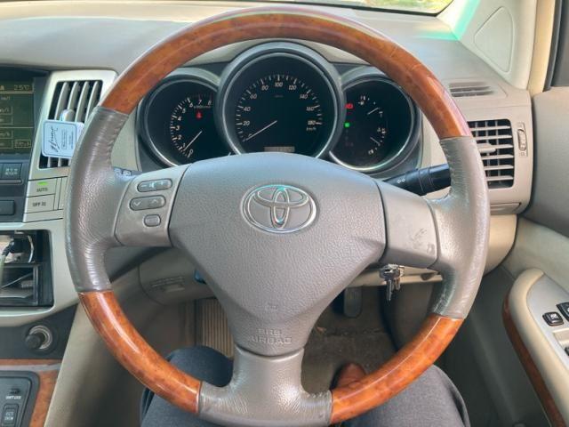 TOYOTA HARRIER 4WD 2005