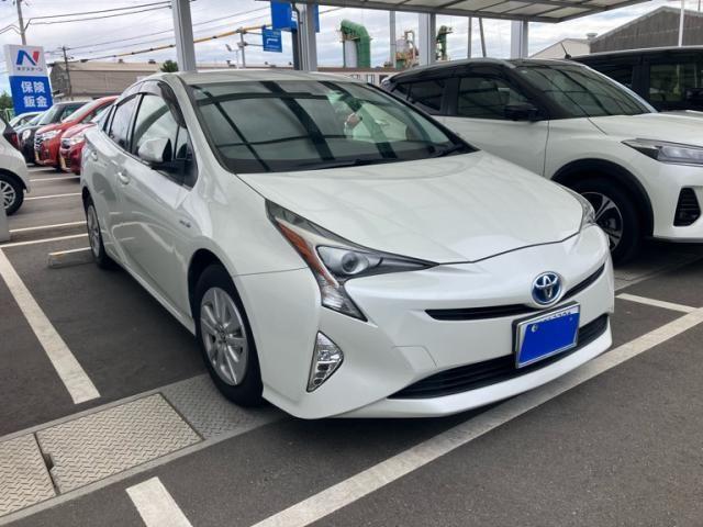 TOYOTA PRIUS 2016