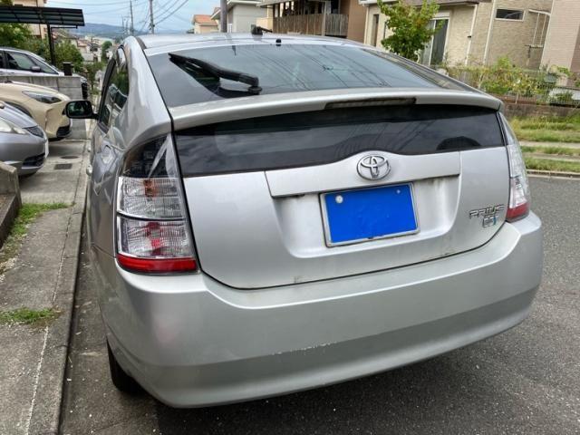 TOYOTA PRIUS 2004