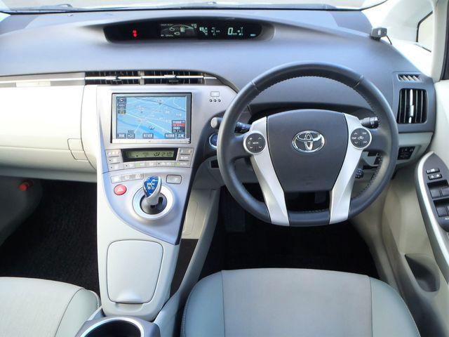 TOYOTA PRIUS 2013