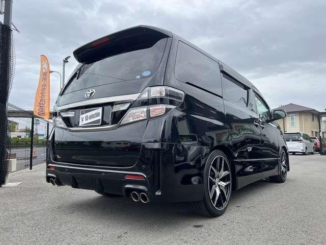 TOYOTA VELLFIRE 2012