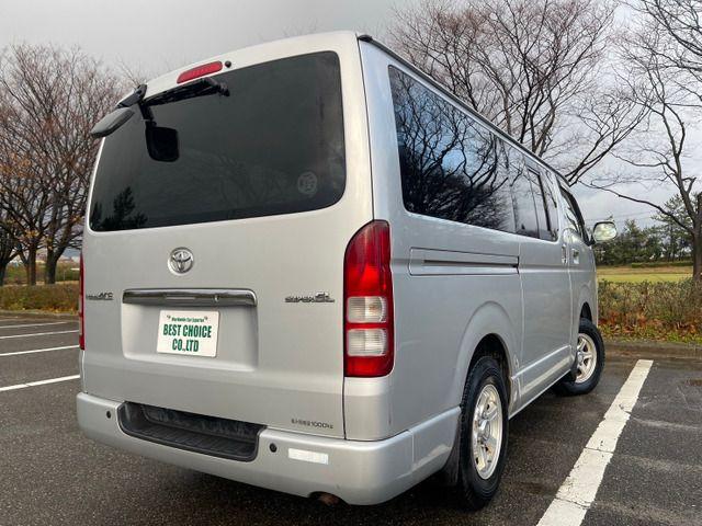 TOYOTA REGIUSACE van 4WD 2004