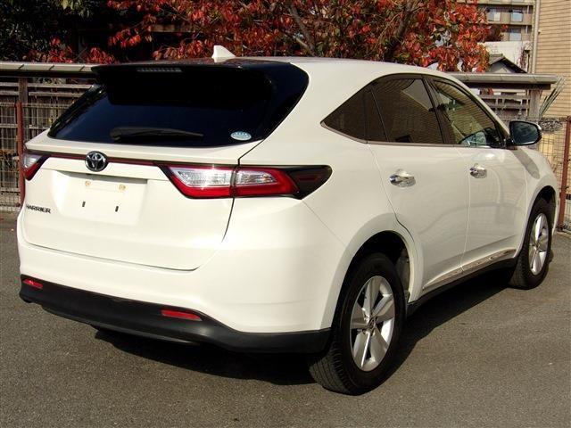 TOYOTA HARRIER 2WD 2019