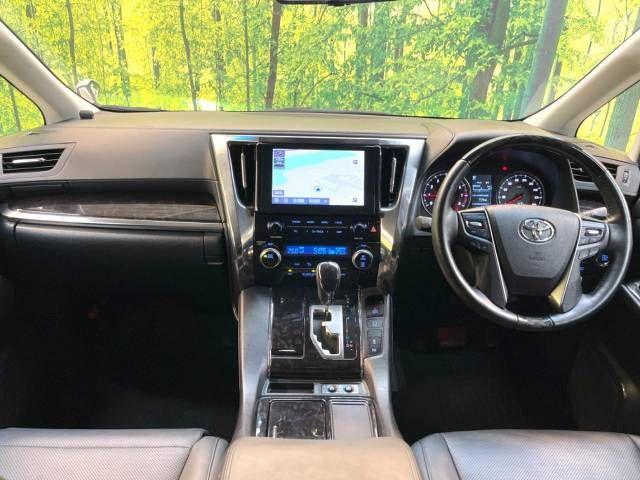 TOYOTA ALPHARD 2022