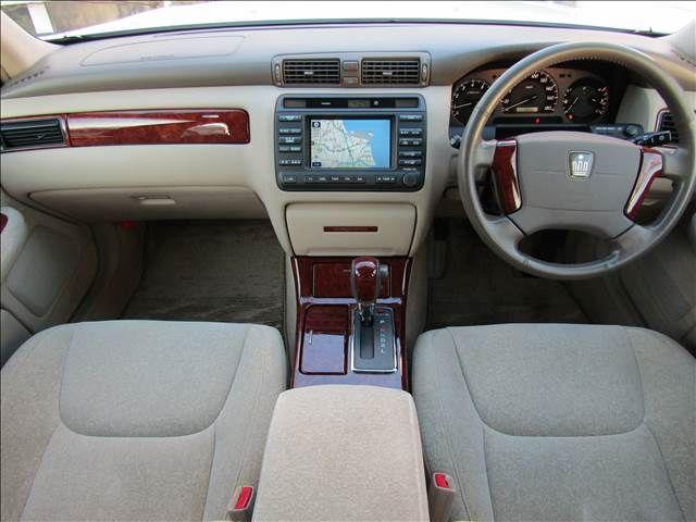 TOYOTA CROWN sedan 2003