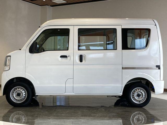 MITSUBISHI MINICAB van 2017