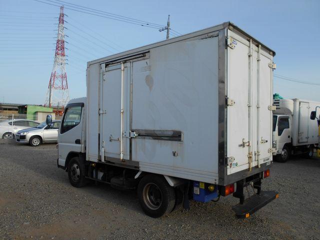 MITSUBISHI CANTER 2012