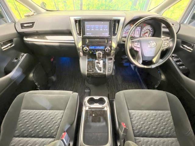 TOYOTA ALPHARD 2015