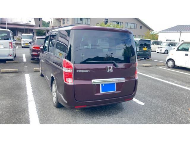 HONDA STEPWAGON 2010