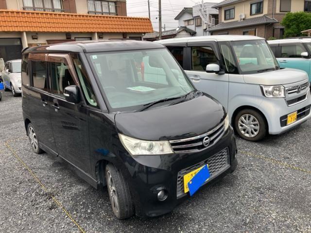 NISSAN ROOX 2011