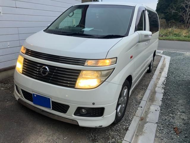 NISSAN ELGRAND  4WD 2004