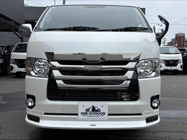 TOYOTA HIACE van 4WD 2018