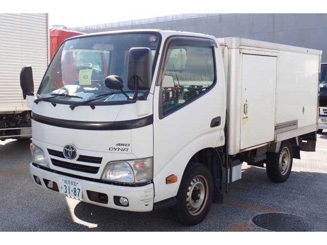 TOYOTA DYNA 2012