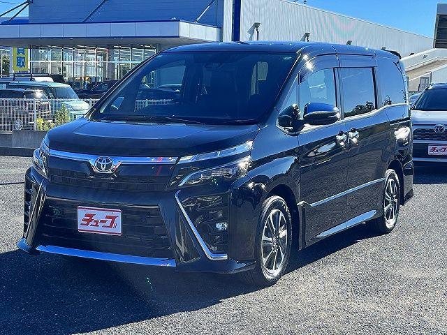 TOYOTA VOXY 2021