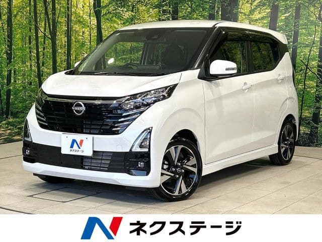 NISSAN