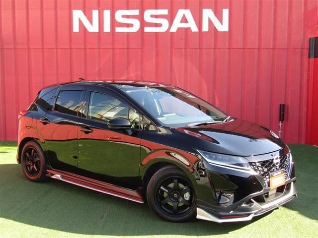 NISSAN