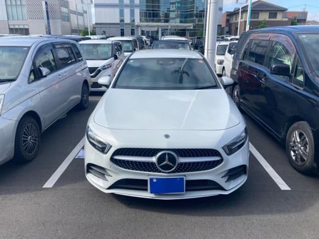 MERCEDES BENZ