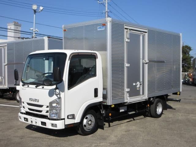 ISUZU