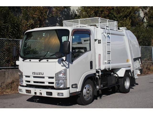 ISUZU