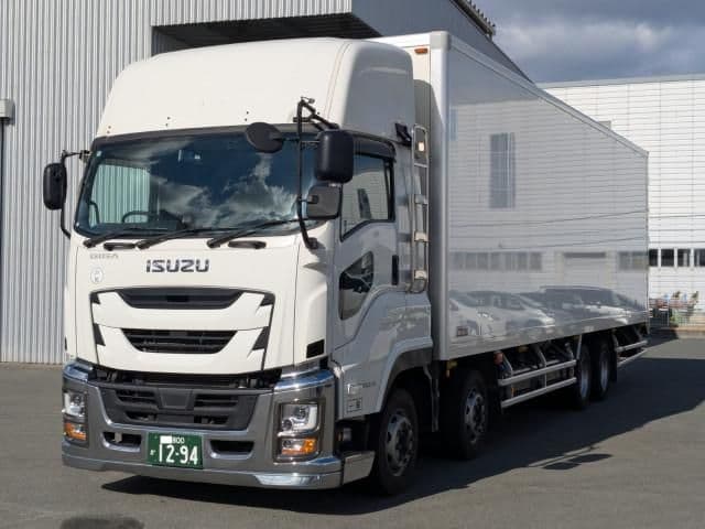 ISUZU