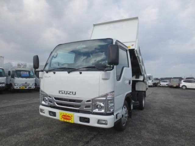 ISUZU