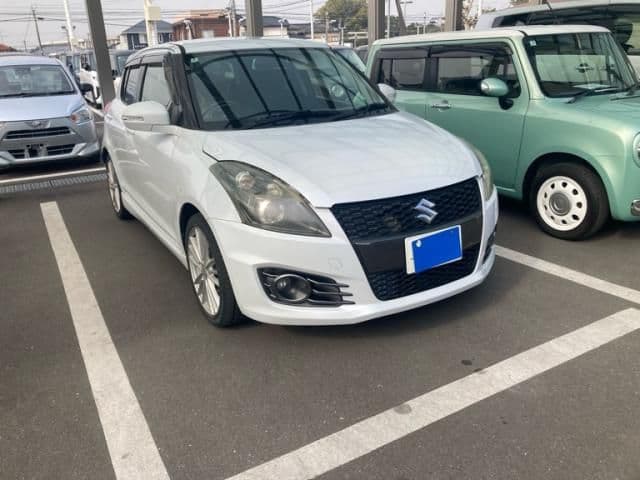 SUZUKI
