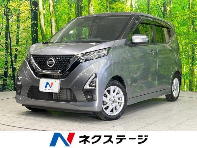 NISSAN