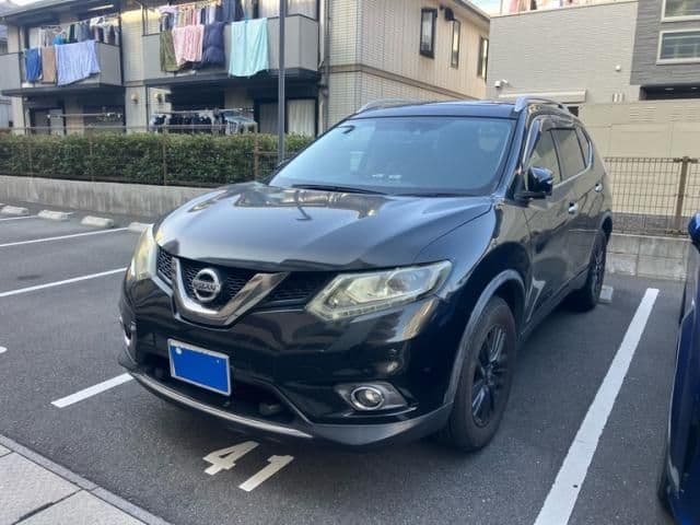 NISSAN