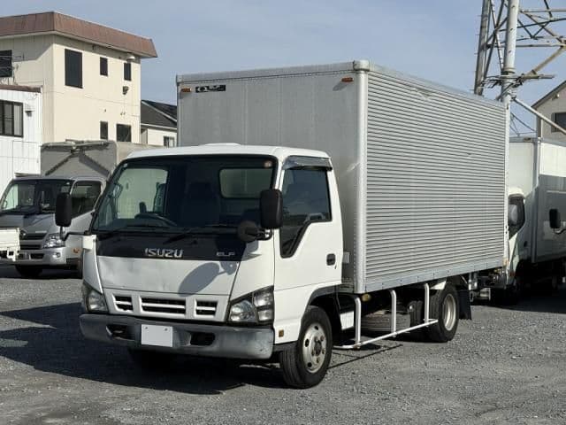 ISUZU