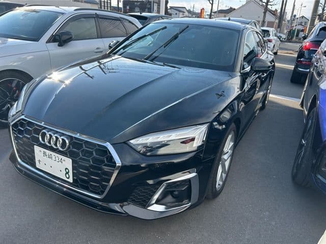 AUDI