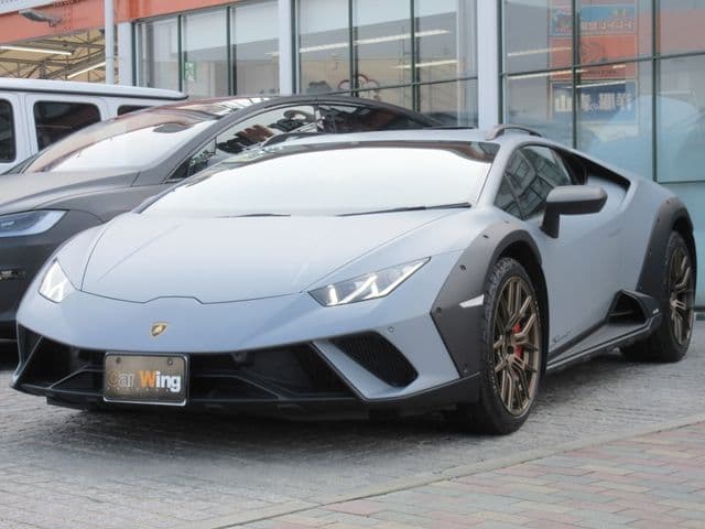 LAMBORGHINI