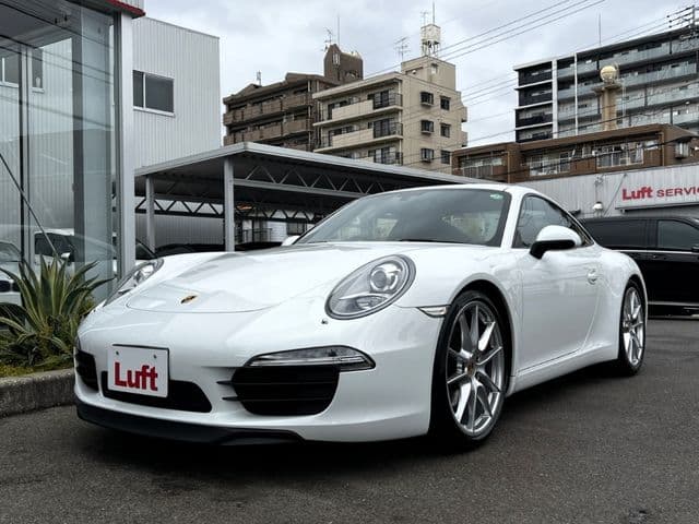 PORSCHE