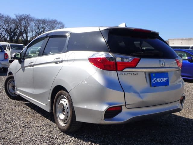 Car thumbnail 3