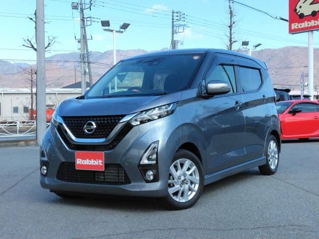 NISSAN