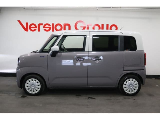 Car thumbnail 3