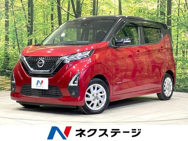 NISSAN