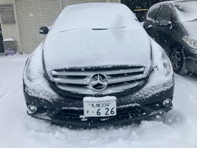MERCEDES BENZ