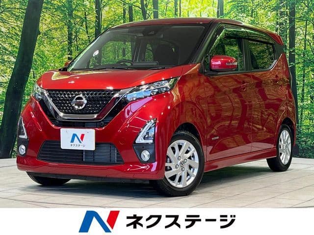 NISSAN