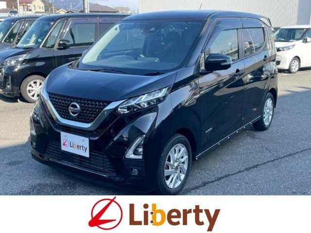 NISSAN