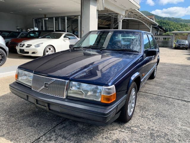 VOLVO