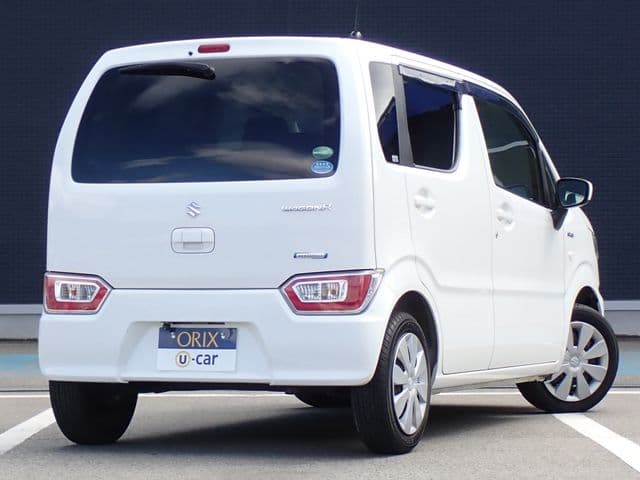 Car thumbnail 3
