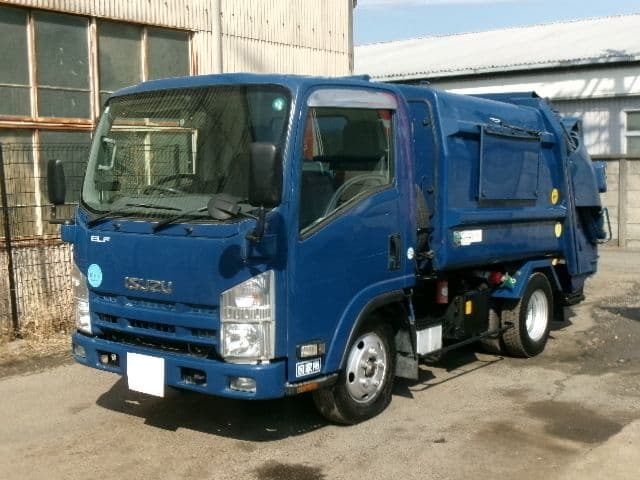 ISUZU
