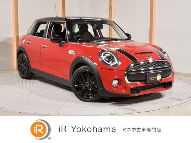 Car image 1