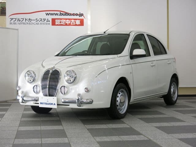 MITSUOKA