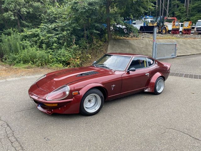 Car image 1