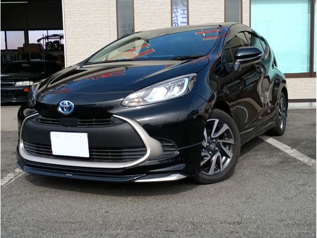 Car image 1