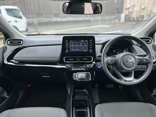 Car thumbnail 2