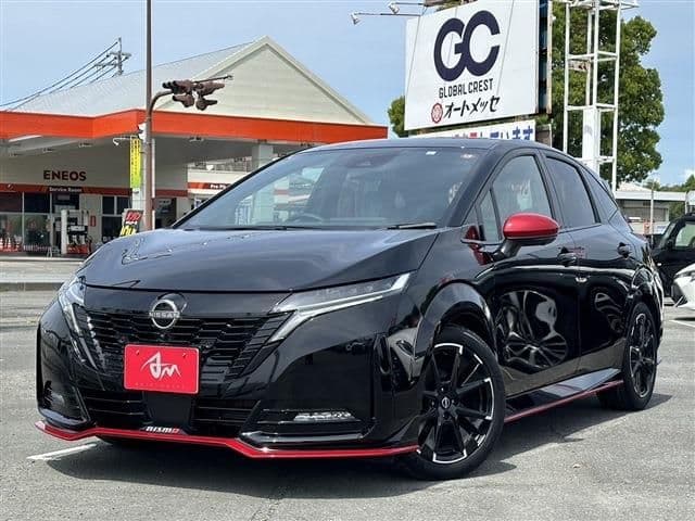 NISSAN