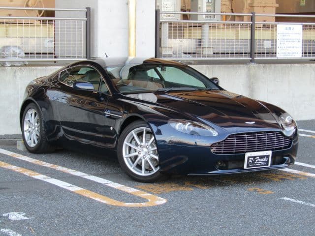 ASTON MARTIN
